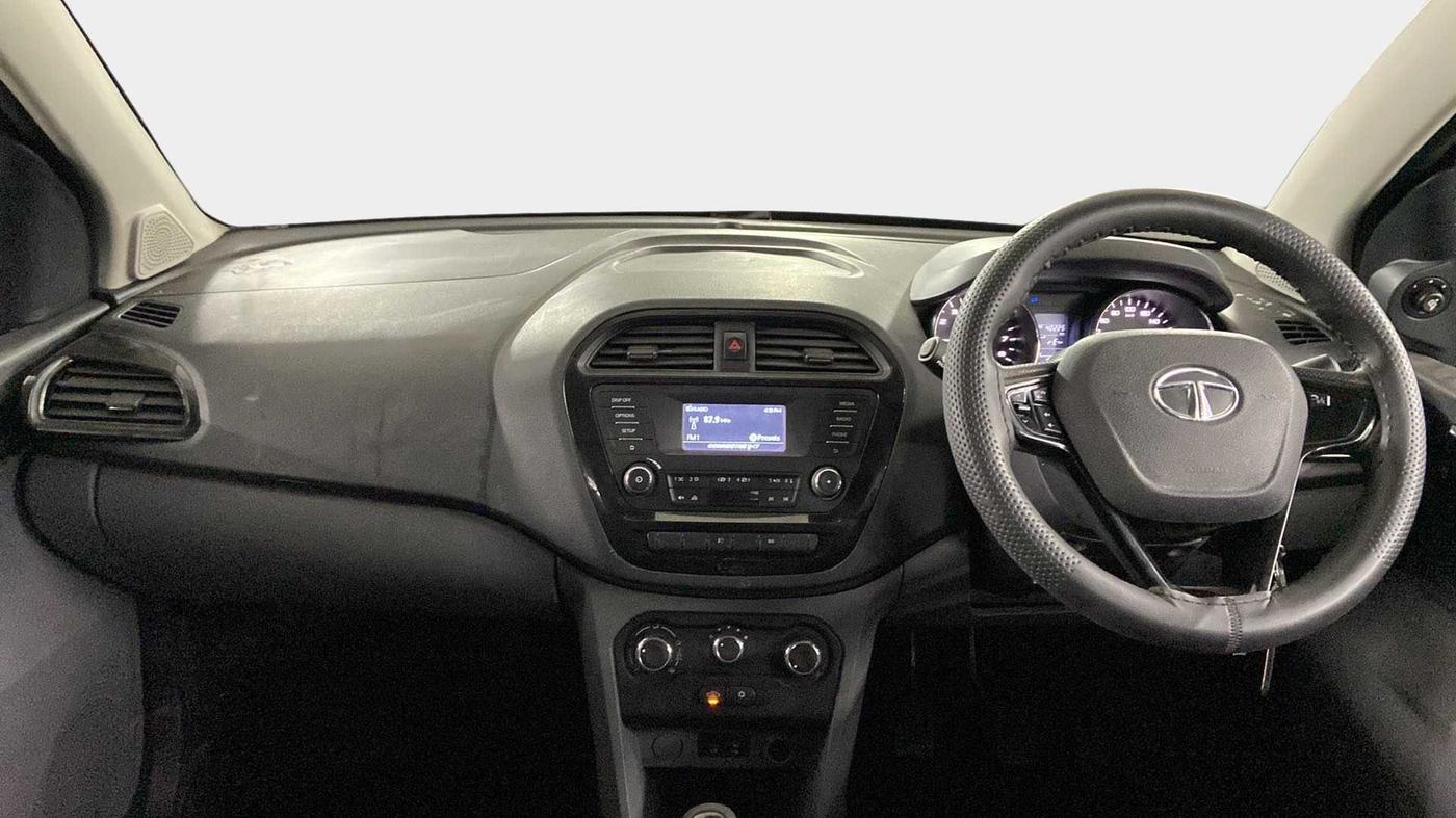2019 Tata TIGOR XZ PETROL, Petrol, Manual, 40,717 km, Dashboard