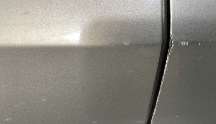 2015 Volkswagen Vento HIGHLINE 1.5 AT, Diesel, Automatic, 72,821 km, Driver-side door - Slightly rusted