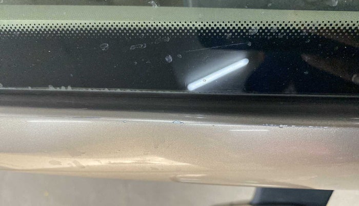 2015 Volkswagen Vento HIGHLINE 1.5 AT, Diesel, Automatic, 72,821 km, Right A pillar - Minor scratches