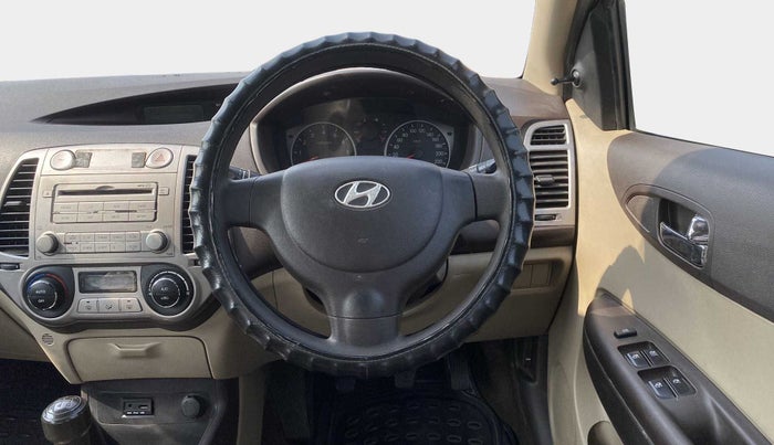 2010 Hyundai i20 MAGNA 1.2, Petrol, Manual, 41,971 km, Steering Wheel Close Up