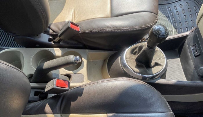 2010 Hyundai i20 MAGNA 1.2, Petrol, Manual, 41,971 km, Gear Lever