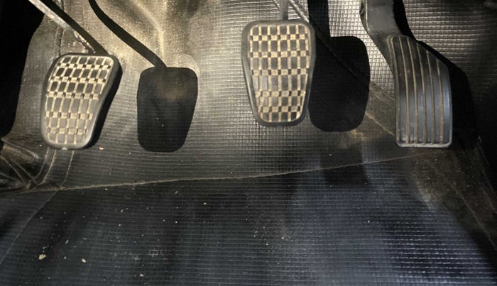 2022 Tata NEXON XM PETROL, Petrol, Manual, 5,125 km, Pedals