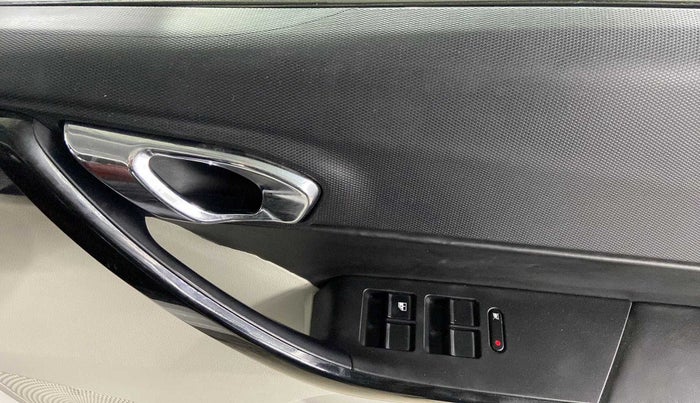 2022 Tata TIGOR XZ PLUS CNG, CNG, Manual, 25,197 km, Driver Side Door Panels Control