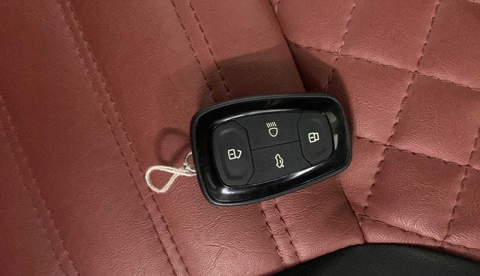 2022 Tata TIGOR XZ PLUS CNG, CNG, Manual, 25,197 km, Key Close Up