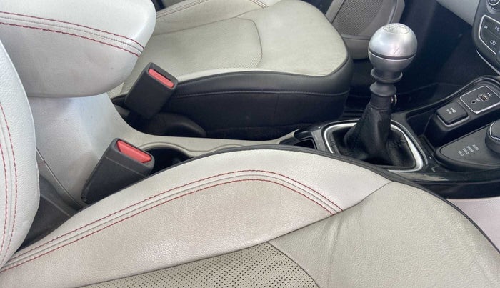 2018 Jeep Compass LIMITED (O) 2.0 DIESEL 4X4, Diesel, Manual, 63,002 km, Gear Lever