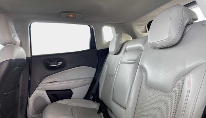 2018 Jeep Compass LIMITED (O) 2.0 DIESEL 4X4, Diesel, Manual, 63,002 km, Right Side Rear Door Cabin