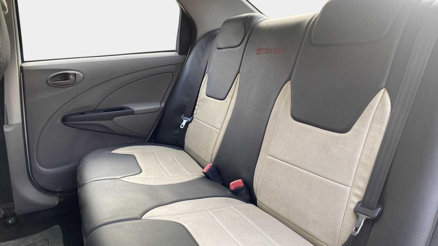 2011 Toyota Etios G, Petrol, Manual, 90,689 km, Right Side Rear Door Cabin