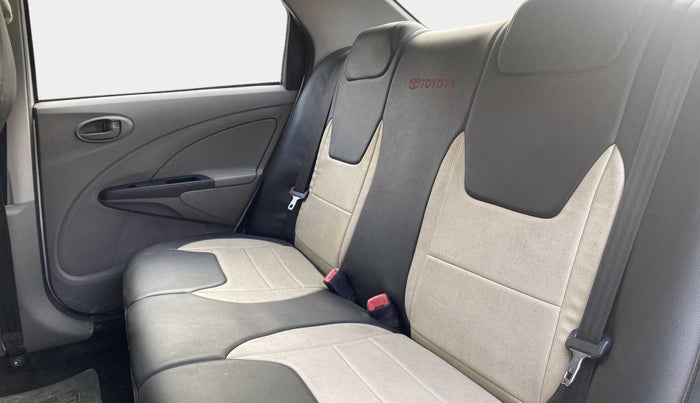 2011 Toyota Etios G, Petrol, Manual, 90,689 km, Right Side Rear Door Cabin