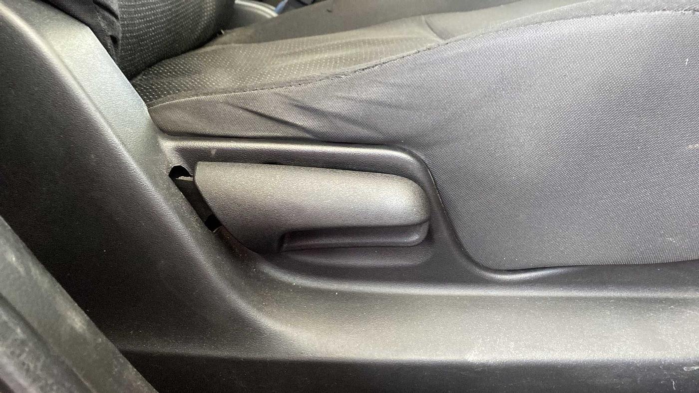 2016 Maruti Swift LXI (O), Petrol, Manual, 54,990 km, Driver Side Adjustment Panel