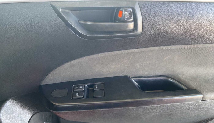 2016 Maruti Swift LXI (O), Petrol, Manual, 54,990 km, Driver Side Door Panels Control