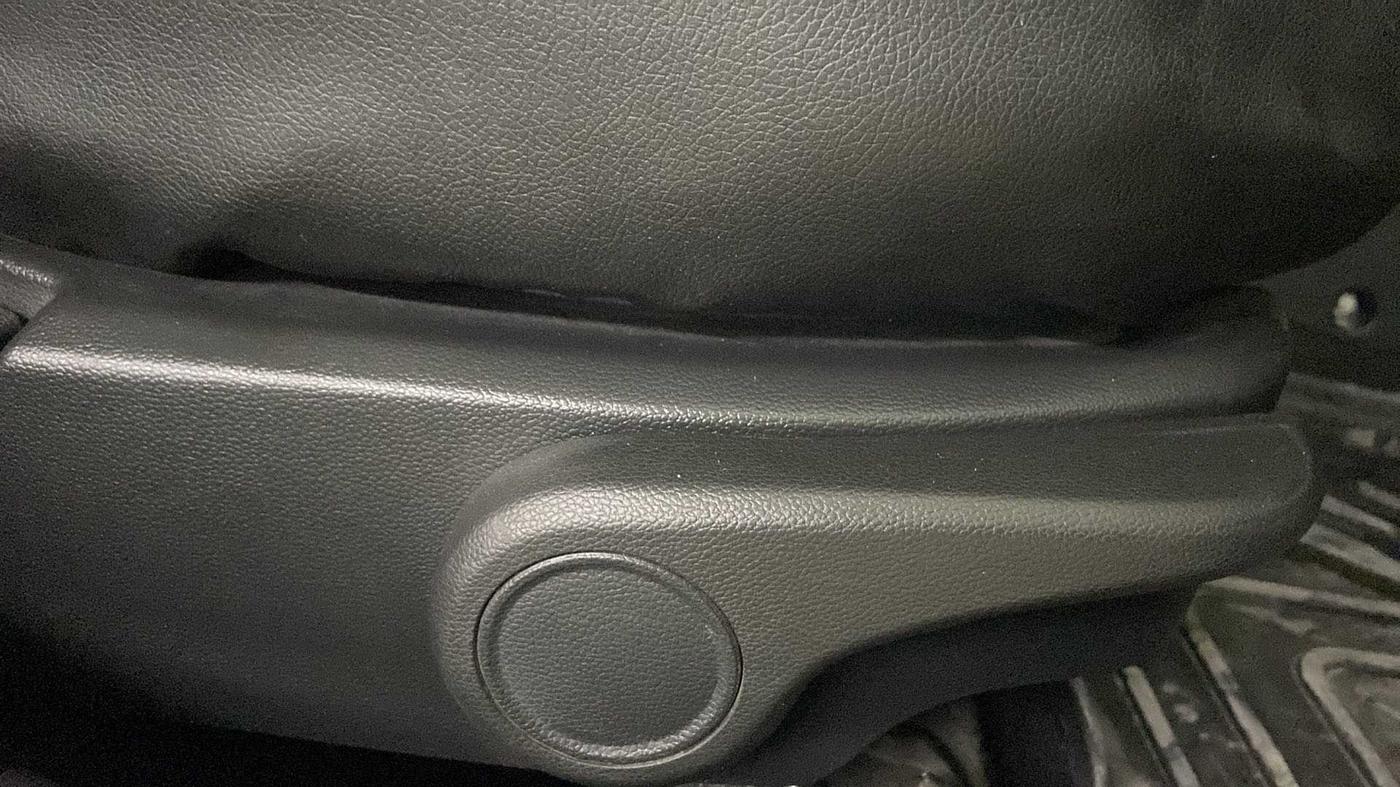 2017 Hyundai Grand i10 ASTA 1.2 KAPPA VTVT, Petrol, Manual, 56,502 km, Driver Side Adjustment Panel