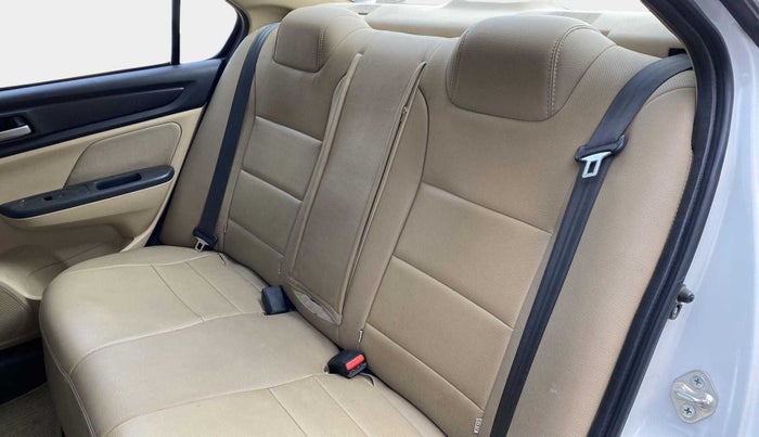 2021 Honda Amaze 1.2L I-VTEC V, Petrol, Manual, 48,104 km, Right Side Rear Door Cabin