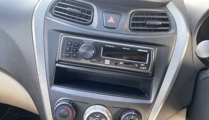 2014 Hyundai Eon ERA +, Petrol, Manual, 44,121 km, Infotainment system - AM/FM Radio - Not Working