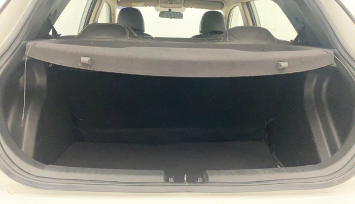 2020 Hyundai Elite i20 SPORTZ PLUS 1.2, Petrol, Manual, 70,639 km, Boot Inside