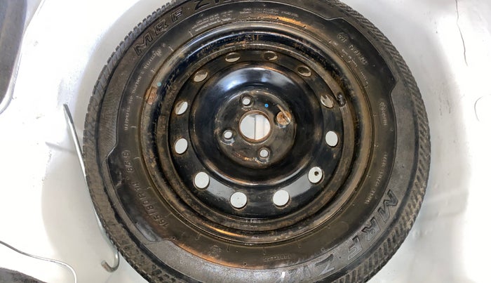 2015 Maruti Swift Dzire VXI, Petrol, Manual, 64,892 km, Spare Tyre