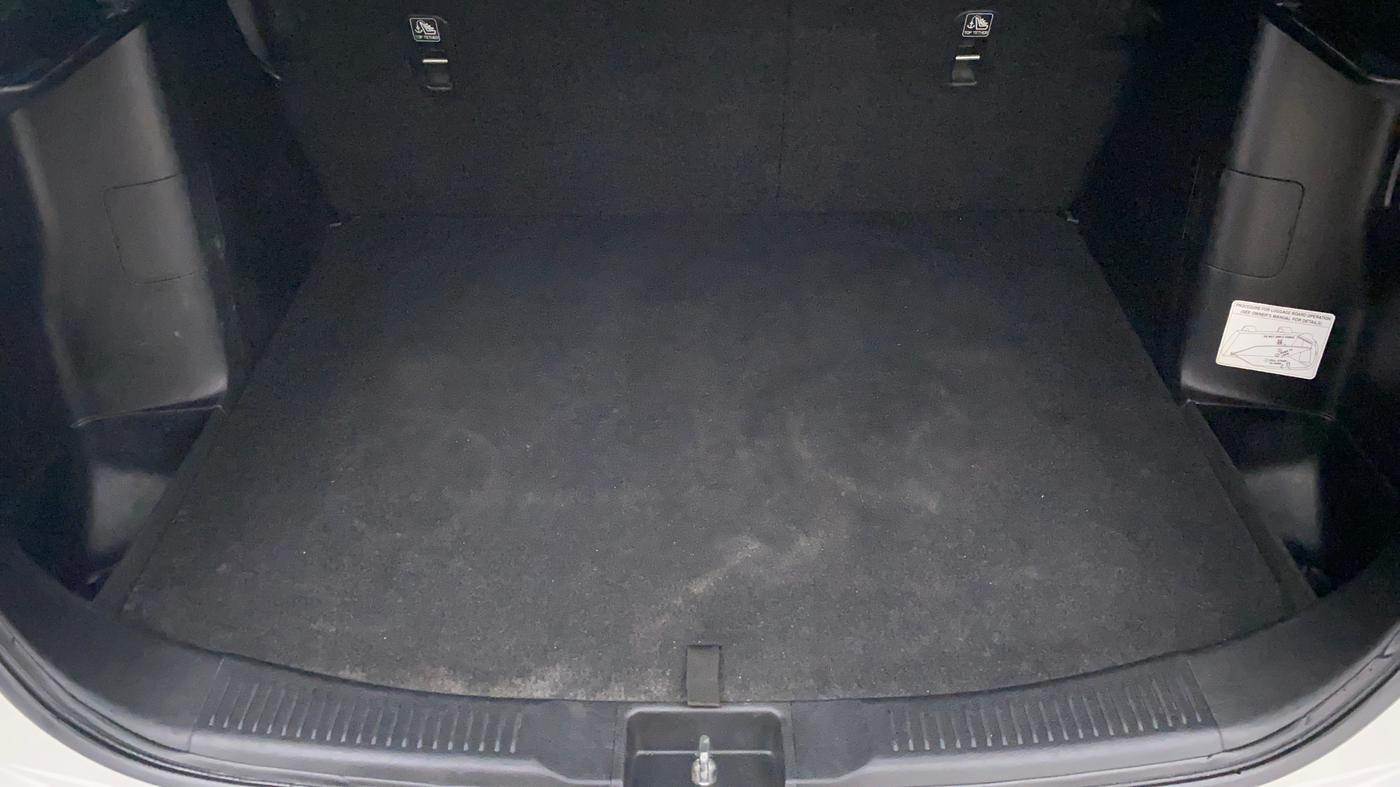 2018 Maruti S Cross ALPHA SHVS, Diesel, Manual, 1,49,171 km, Boot Inside View