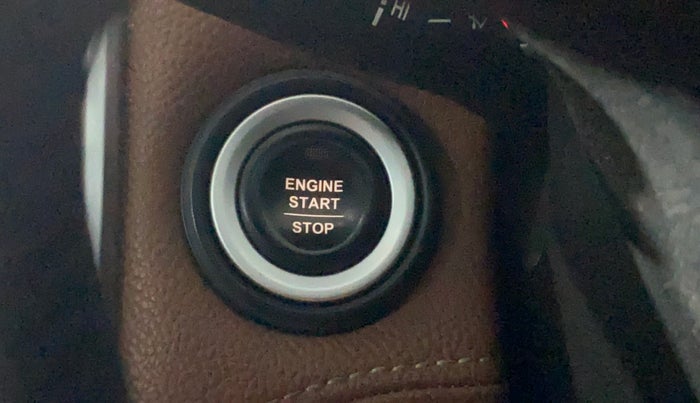 2020 MG HECTOR PLUS SHARP 1.5 PETROL TURBO HYBRID MT 6-STR, Petrol, Manual, 52,035 km, Keyless Start/ Stop Button