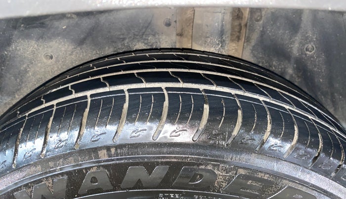 2020 MG HECTOR PLUS SHARP 1.5 PETROL TURBO HYBRID MT 6-STR, Petrol, Manual, 52,035 km, Left Rear Tyre Tread