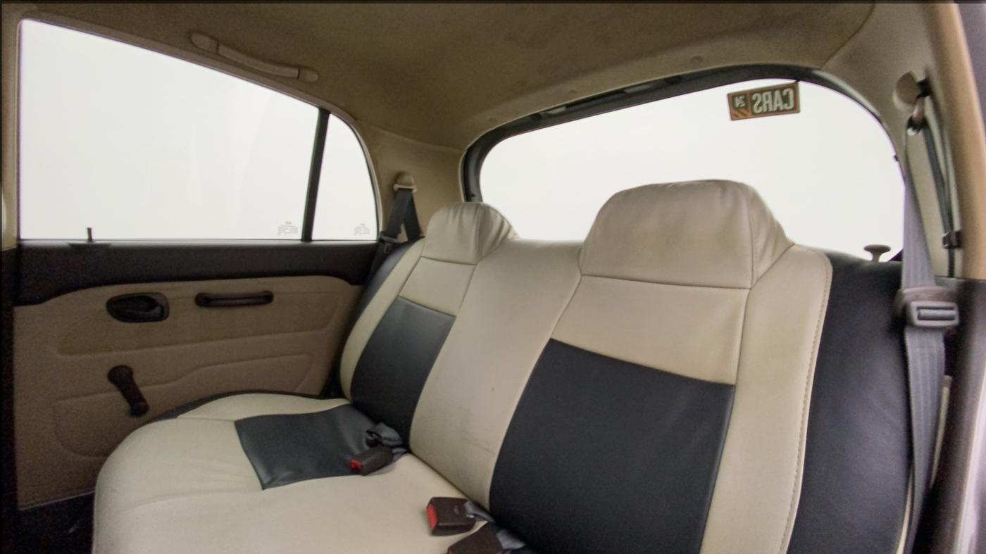 2013 Hyundai Santro Xing GLS, Petrol, Manual, 74,213 km, Right Side Rear Door Cabin