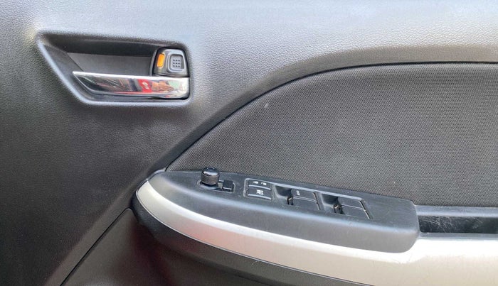 2017 Maruti Baleno ALPHA DIESEL 1.3, Diesel, Manual, 84,066 km, Driver Side Door Panels Control