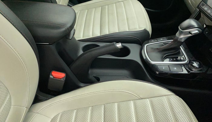 2019 KIA SELTOS GTX PLUS AT 1.5 DIESEL, Diesel, Automatic, 82,773 km, Gear Lever