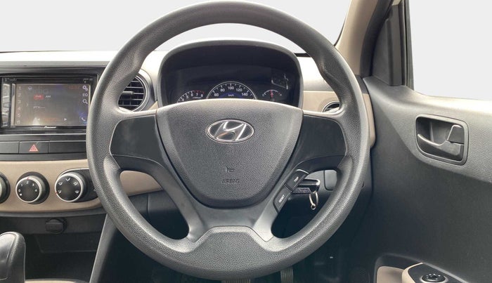 2017 Hyundai Grand i10 MAGNA AT 1.2 KAPPA VTVT, CNG, Automatic, 76,955 km, Steering Wheel Close Up