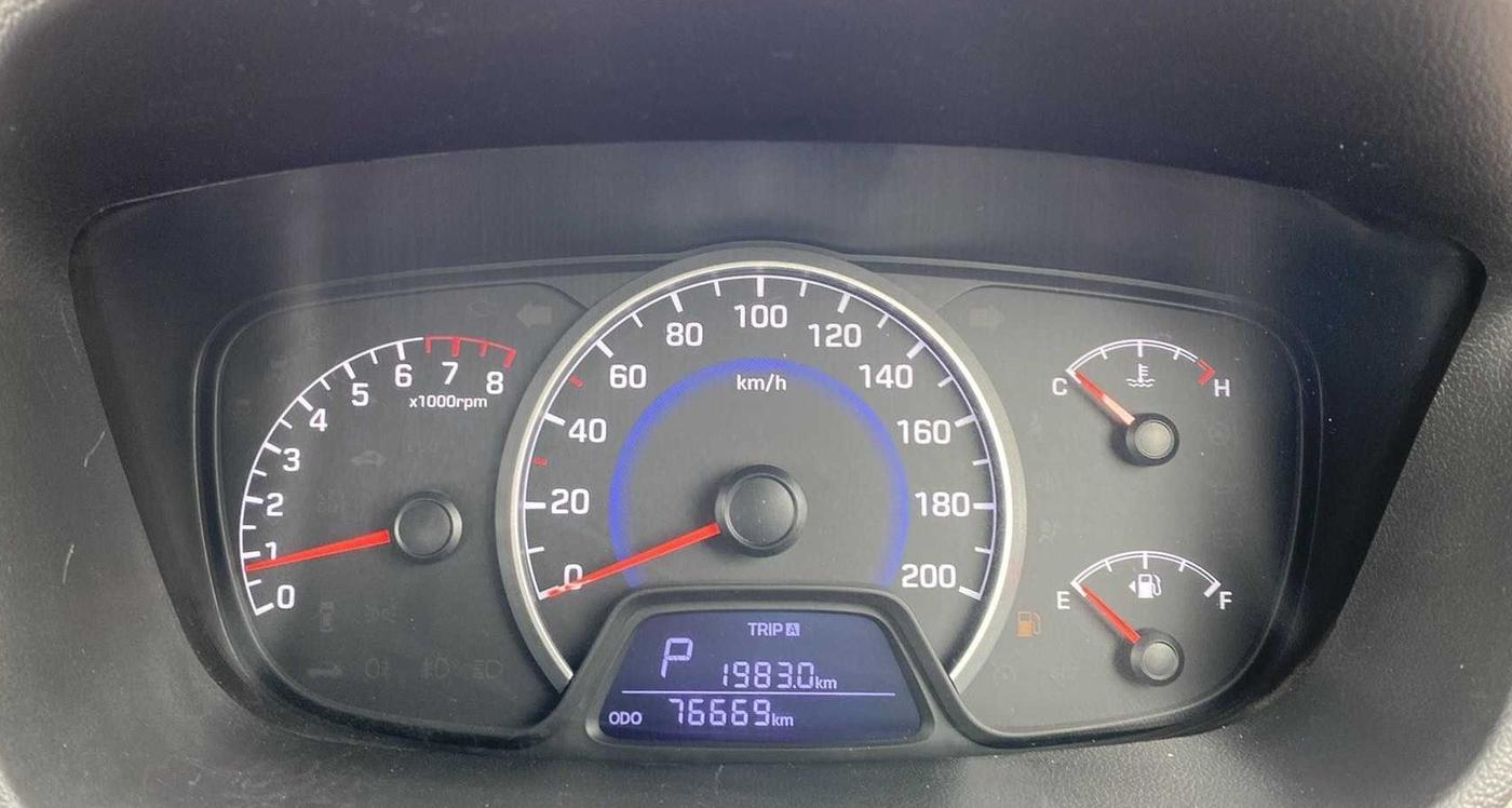 2017 Hyundai Grand i10 MAGNA AT 1.2 KAPPA VTVT, CNG, Automatic, 76,955 km, Odometer Image