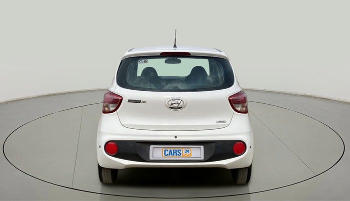 2017 Hyundai Grand i10 MAGNA AT 1.2 KAPPA VTVT, CNG, Automatic, 76,955 km, Back/Rear