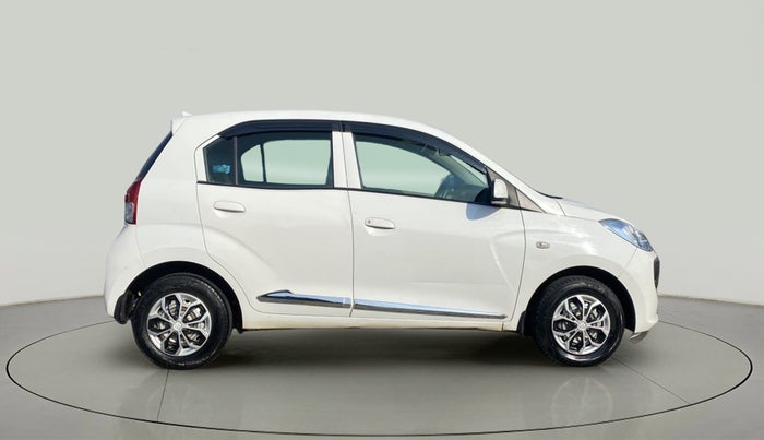 2019 Hyundai NEW SANTRO MAGNA, Petrol, Manual, 44,937 km, Right Side View