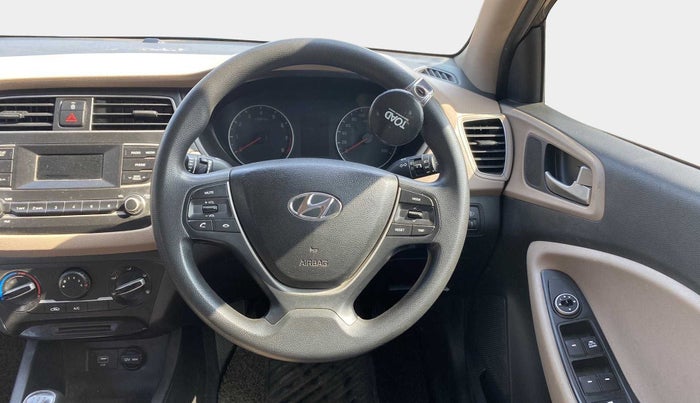2020 Hyundai Elite i20 MAGNA PLUS 1.2, Petrol, Manual, 28,220 km, Steering Wheel Close Up