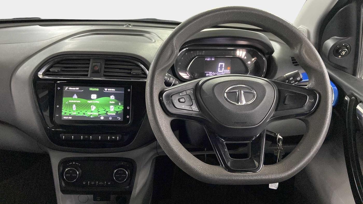 2020 Tata Tiago XZ PLUS PETROL, Petrol, Manual, 29,686 km, Steering Wheel Close Up