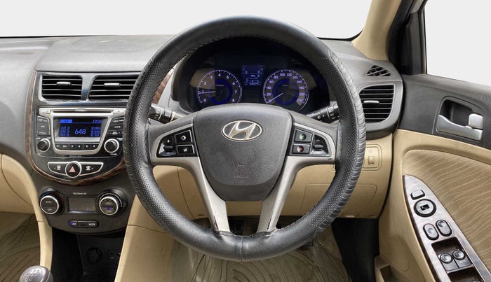2015 Hyundai Verna FLUIDIC 4S 1.6 VTVT S(O), Petrol, Manual, 50,091 km, Steering Wheel Close Up