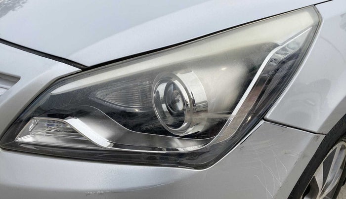 2015 Hyundai Verna FLUIDIC 4S 1.6 VTVT S(O), Petrol, Manual, 50,091 km, Left headlight - Minor scratches