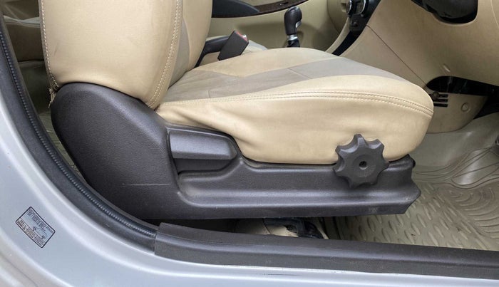 2015 Hyundai Verna FLUIDIC 4S 1.6 VTVT S(O), Petrol, Manual, 50,091 km, Driver Side Adjustment Panel