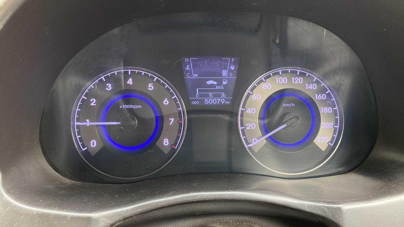 2015 Hyundai Verna FLUIDIC 4S 1.6 VTVT S(O), Petrol, Manual, 50,091 km, Odometer Image