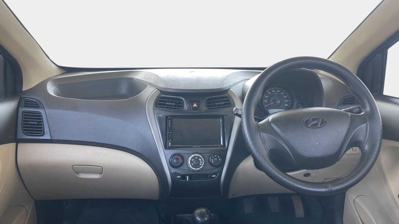 2016 Hyundai Eon ERA +, Petrol, Manual, 1,04,292 km, Dashboard