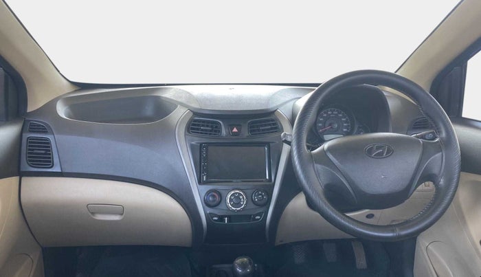 2016 Hyundai Eon ERA +, Petrol, Manual, 1,04,292 km, Dashboard