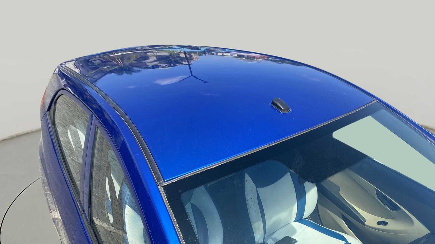 2016 Hyundai Eon ERA +, Petrol, Manual, 1,04,292 km, Roof