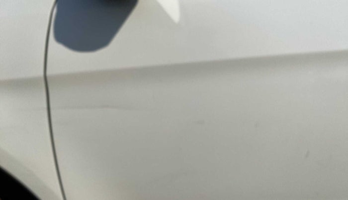 2019 Hyundai Creta SX AT 1.6 PETROL, Petrol, Automatic, 21,284 km, Front passenger door - Minor scratches