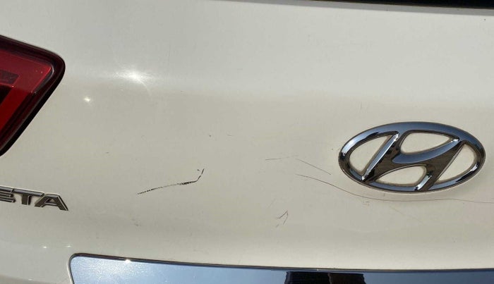 2019 Hyundai Creta SX AT 1.6 PETROL, Petrol, Automatic, 21,284 km, Dicky (Boot door) - Minor scratches