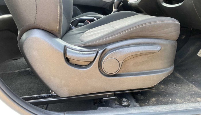 2019 Hyundai Creta SX AT 1.6 PETROL, Petrol, Automatic, 21,284 km, Driver Side Adjustment Panel