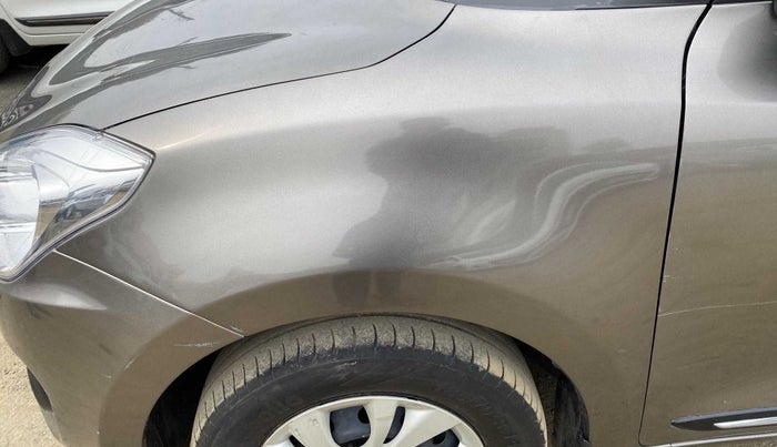 2019 Maruti Swift VXI AMT, Petrol, Automatic, 73,662 km, Left fender - Minor scratches