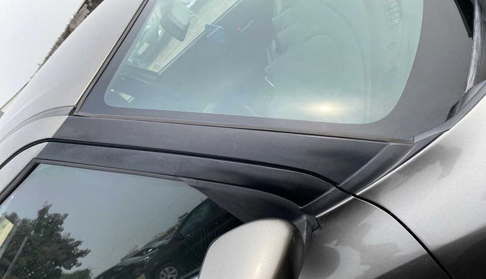 2019 Maruti Swift VXI AMT, Petrol, Automatic, 73,662 km, Right A pillar - Slightly dented