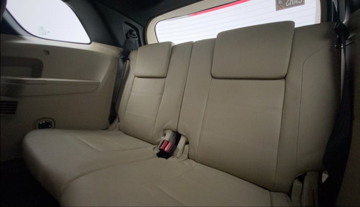 2019 Ford Endeavour TITANIUM PLUS 3.2 4X4 AT SUNROOF, Diesel, Automatic, 83,091 km, Third Seat Row ( optional )