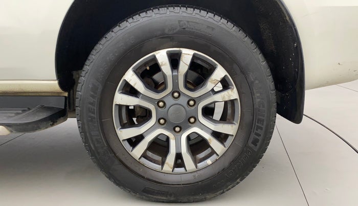2019 Ford Endeavour TITANIUM PLUS 3.2 4X4 AT SUNROOF, Diesel, Automatic, 83,091 km, Left Rear Wheel