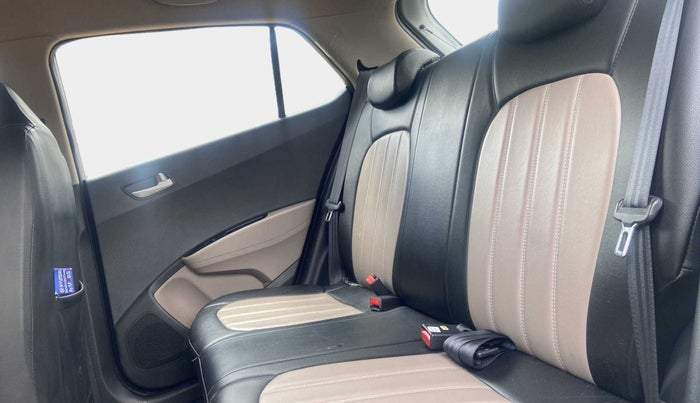 2018 Hyundai Grand i10 ASTA 1.2 KAPPA VTVT, Petrol, Manual, 22,523 km, Right Side Rear Door Cabin