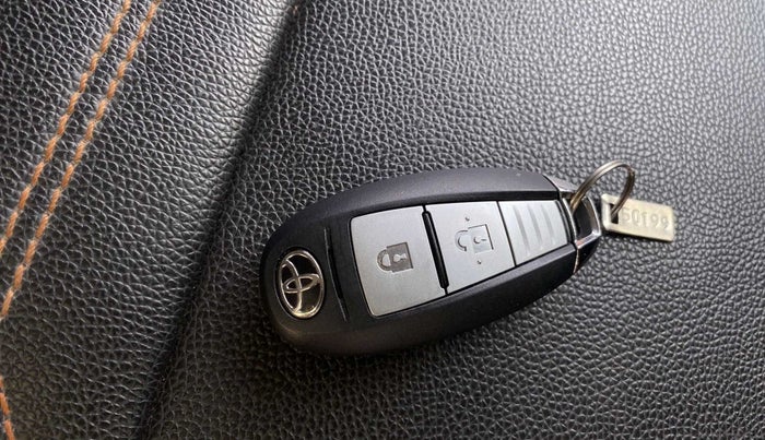 2021 Toyota URBAN CRUISER PREMIUM GRADE AT, Petrol, Automatic, 45,052 km, Key Close Up