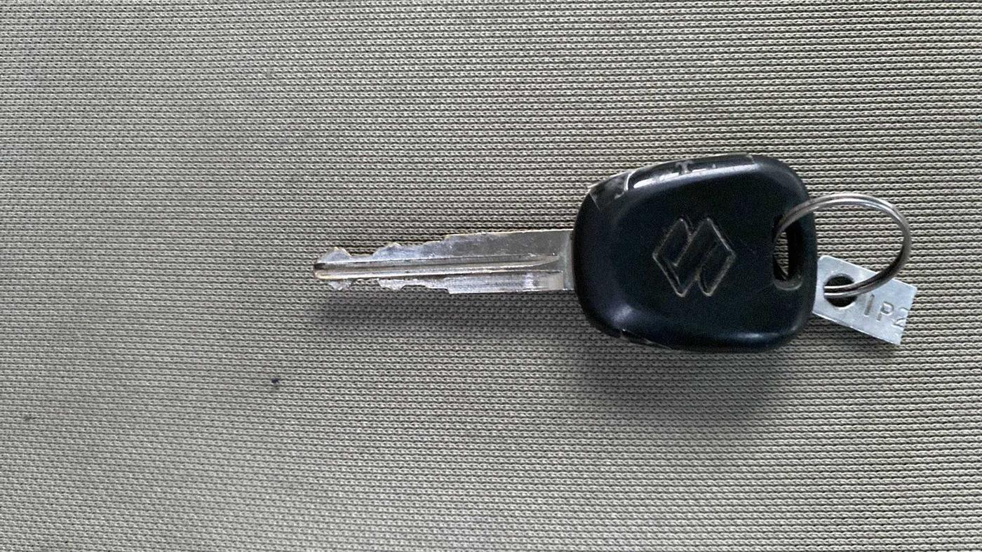 2015 Maruti Alto K10 VXI AMT, Petrol, Automatic, 41,870 km, Key Close Up