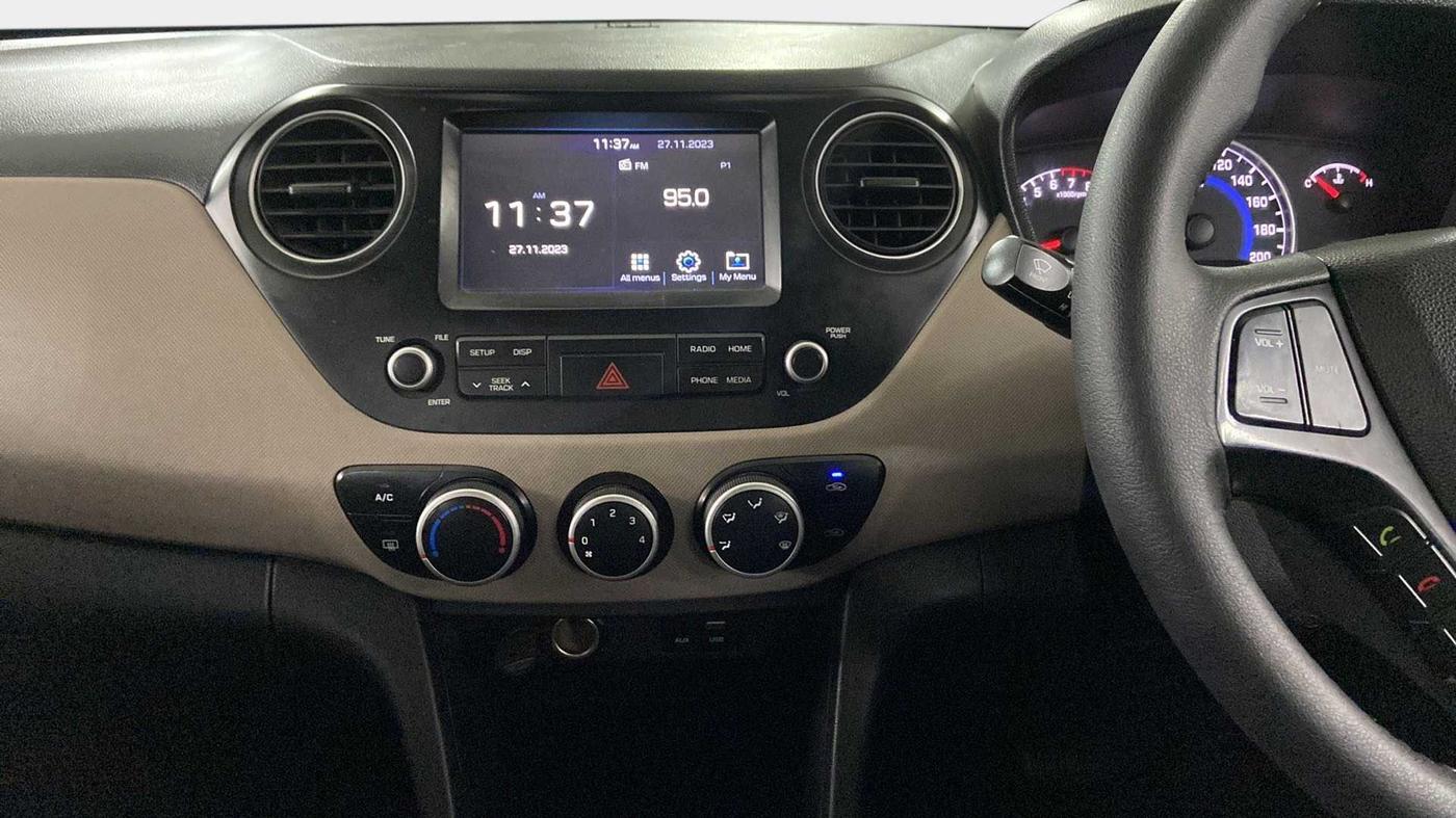 2017 Hyundai Grand i10 SPORTZ (O) AT 1.2 KAPPA VTVT, Petrol, Automatic, 41,150 km, Air Conditioner