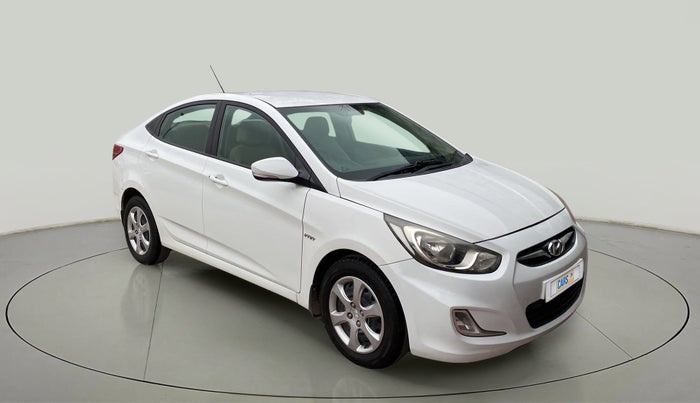 2011 Hyundai Verna FLUIDIC 1.4 VTVT, Petrol, Manual, 31,865 km, Right Front Diagonal